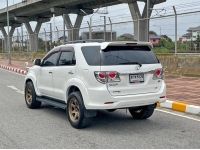 TOYOTA FORTUNER 3.0 V 4WD A/T ปี 2013 รูปที่ 3